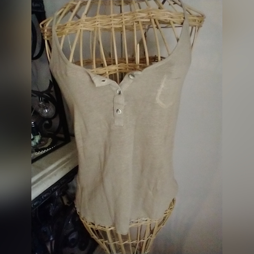 Zara Basic Tan T-Shirt Lightweight - Picture 2 of 12